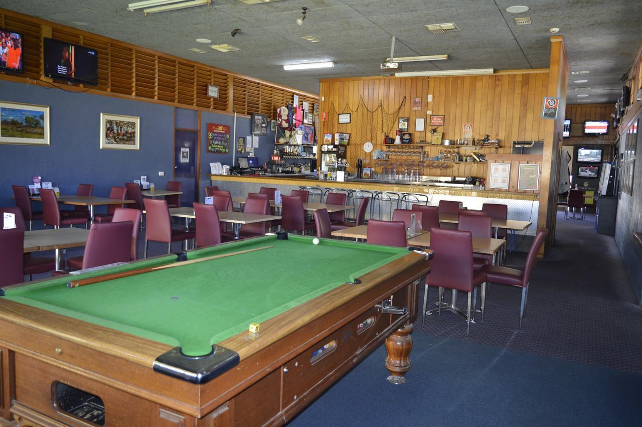 Brolga Hotel Motel - Coleambally Exterior photo